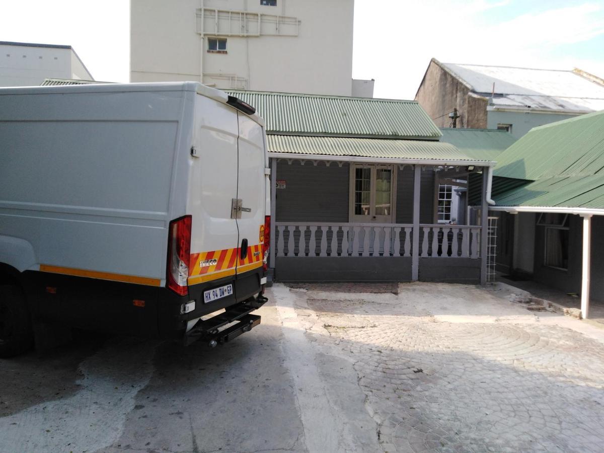 The Monument Guesthouse Port Elizabeth Bagian luar foto
