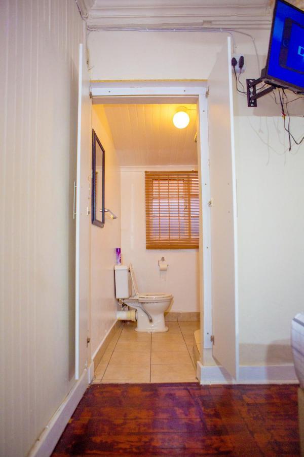 The Monument Guesthouse Port Elizabeth Bagian luar foto